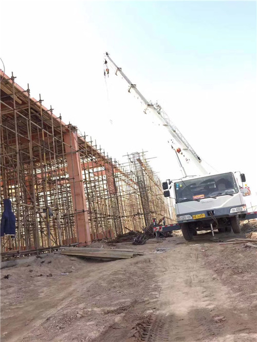 安新县吊车作业的安全注意事项有哪些？